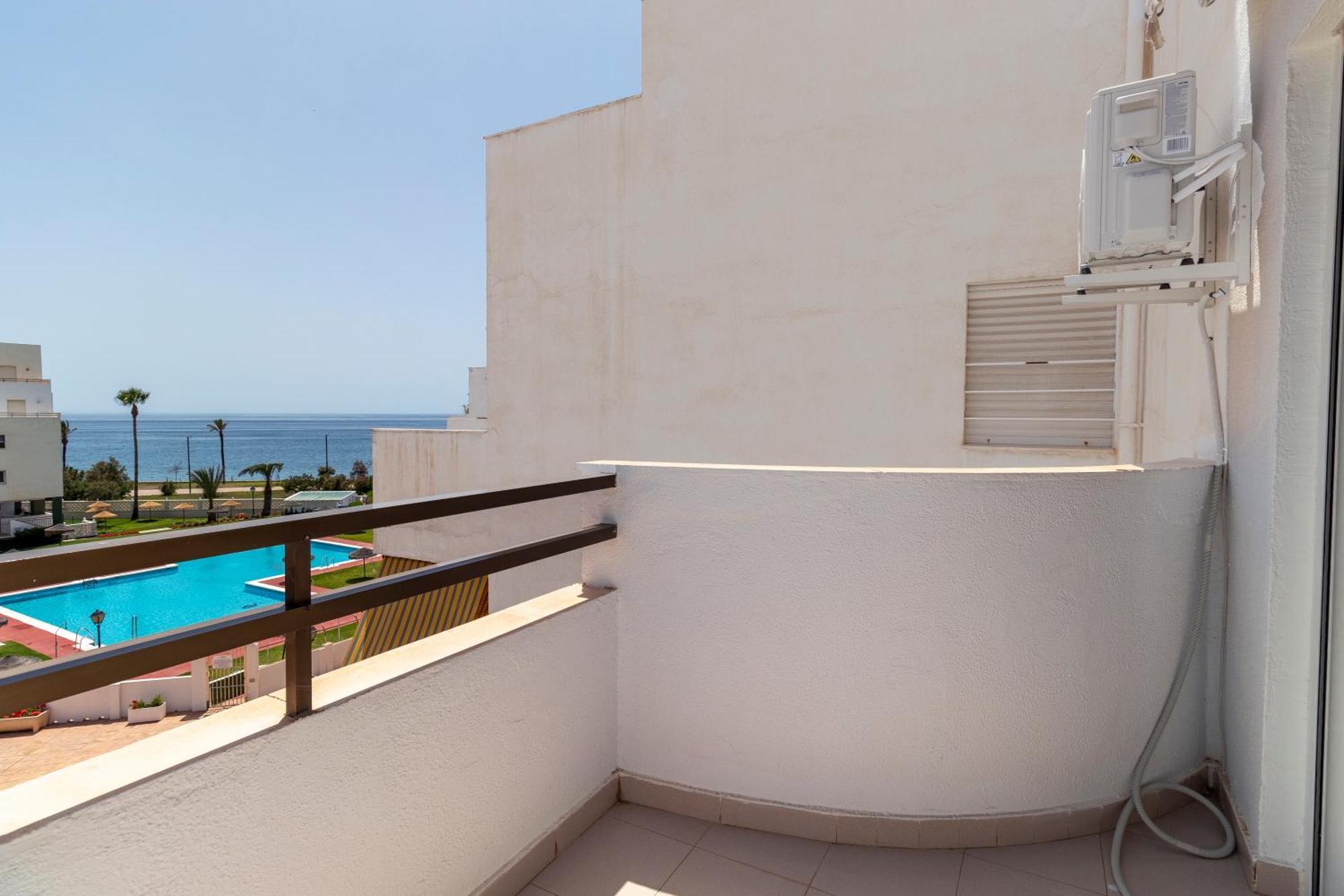 Rentitspain Moderno Apartamento Calaverde Frente Al Mar 萨各夫雷纳 外观 照片