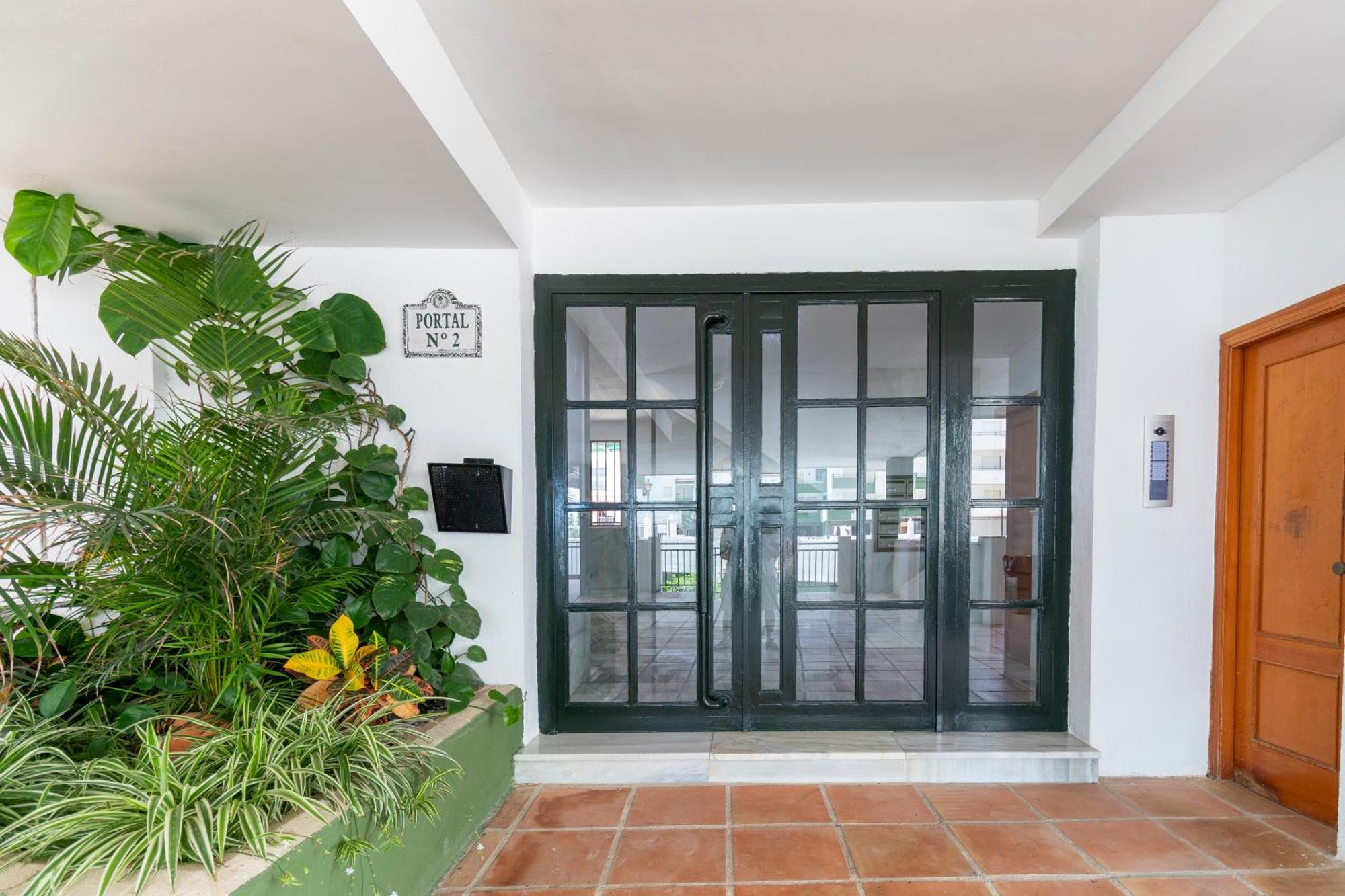 Rentitspain Moderno Apartamento Calaverde Frente Al Mar 萨各夫雷纳 外观 照片