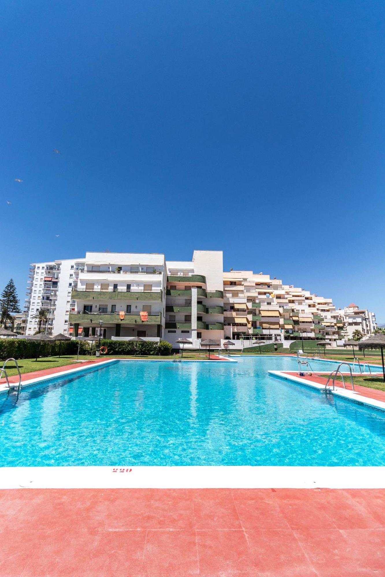 Rentitspain Moderno Apartamento Calaverde Frente Al Mar 萨各夫雷纳 外观 照片